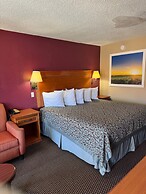 Days Inn by Wyndham San Antonio Splashtown/ATT Center