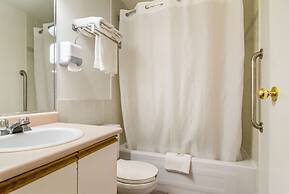 Motel 6 Surrey, BC