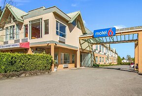 Motel 6 Surrey, BC