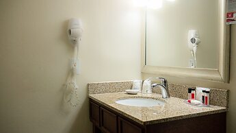 Ramada Plaza by Wyndham Marco Polo Beach Resort