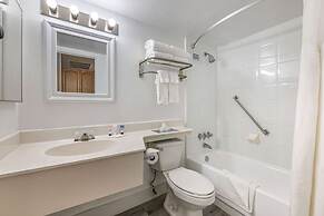 Ramada Plaza by Wyndham Marco Polo Beach Resort