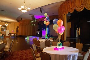 Ramada Plaza by Wyndham Marco Polo Beach Resort