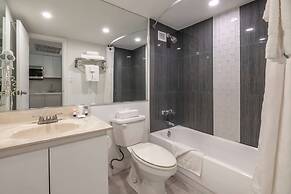 Ramada Plaza by Wyndham Marco Polo Beach Resort