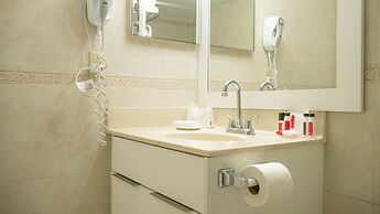 Ramada Plaza by Wyndham Marco Polo Beach Resort