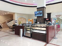 Ramada Plaza by Wyndham Marco Polo Beach Resort