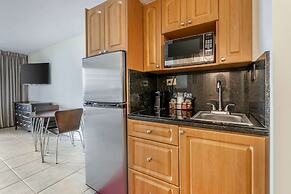 Ramada Plaza by Wyndham Marco Polo Beach Resort