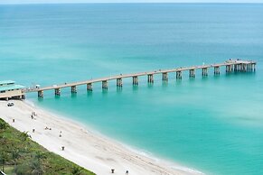 Ramada Plaza by Wyndham Marco Polo Beach Resort