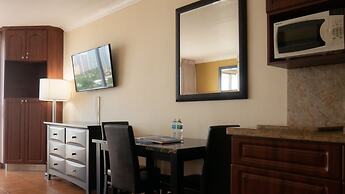 Ramada Plaza by Wyndham Marco Polo Beach Resort