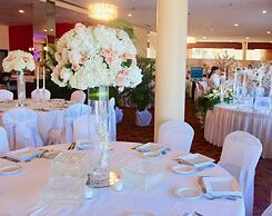 Ramada Plaza by Wyndham Marco Polo Beach Resort