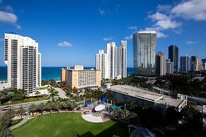 Ramada Plaza by Wyndham Marco Polo Beach Resort