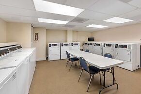 Ramada Plaza by Wyndham Marco Polo Beach Resort