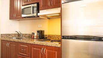 Ramada Plaza by Wyndham Marco Polo Beach Resort