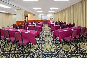 Ramada Plaza by Wyndham Marco Polo Beach Resort