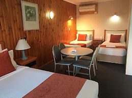 Blue Diamond Motor Inn