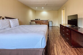 Executive Inn & Suites
