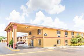 Executive Inn & Suites
