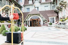 Hôtel Barrière Le Normandy Deauville