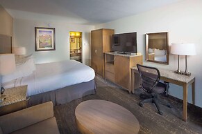 Best Western Plus Hilltop Inn