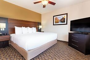 Grand Canyon Hotel and Suites