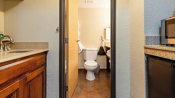 Grand Canyon Hotel and Suites