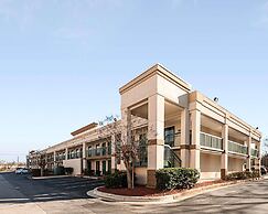 Quality Inn Windsor Mill