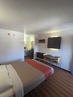 Motel 6 Ashland, OH