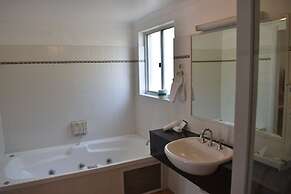 Best Western Coachman's Inn Motel