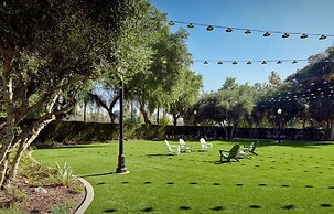 Sheraton Fairplex Suites & Conference Center