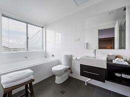 Mercure Sydney St Leonards