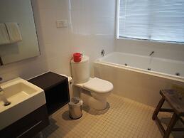 Hotel Urban St Leonards