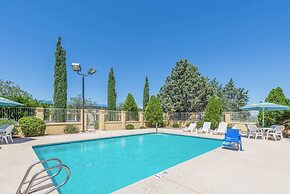 Days Inn by Wyndham Deming