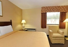 Americas Best Value Inn Smithfield