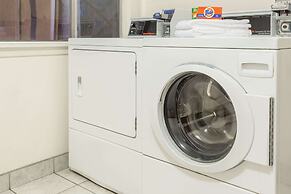 Days Inn by Wyndham Modesto