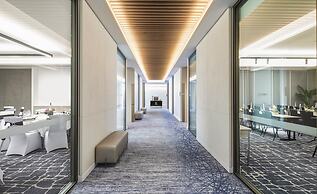 Crowne Plaza Sydney Coogee Beach by IHG