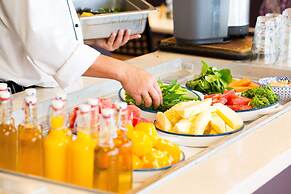 Crowne Plaza Sydney Coogee Beach by IHG