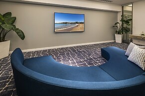 Crowne Plaza Sydney Coogee Beach by IHG