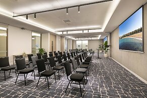 Crowne Plaza Sydney Coogee Beach by IHG