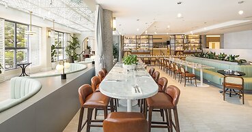 Crowne Plaza Sydney Coogee Beach by IHG