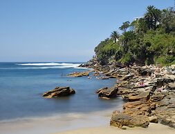 Crowne Plaza Sydney Coogee Beach by IHG