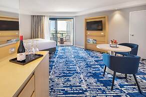 Crowne Plaza Sydney Coogee Beach by IHG