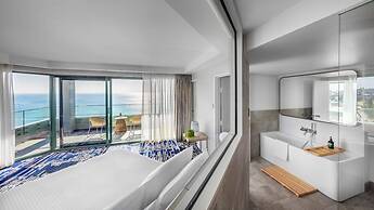 Crowne Plaza Sydney Coogee Beach by IHG