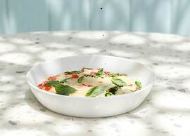 Crowne Plaza Sydney Coogee Beach by IHG