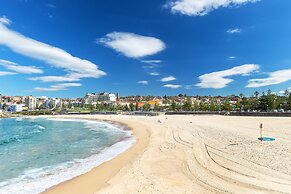 Crowne Plaza Sydney Coogee Beach by IHG