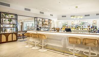 Crowne Plaza Sydney Coogee Beach by IHG