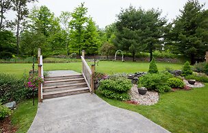 Holiday Inn Marquette by IHG