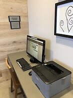 Country Inn & Suites by Radisson, San Jose International Airport, CA