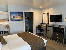 Pacific Inn