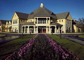 Niagara Falls Marriott on the Falls