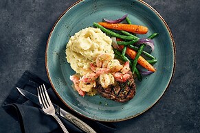 Niagara Falls Marriott on the Falls