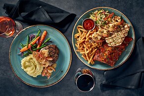 Niagara Falls Marriott on the Falls